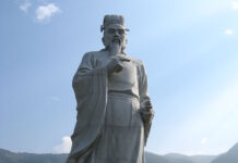 人常说「东山再起」「东山」指哪座山?
