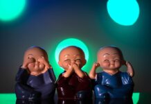 心生一念天地皆知:拜佛心不正招来的邪灵