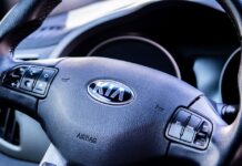 發動機或存在起火風險 Kia在紐西蘭召回兩款汽車