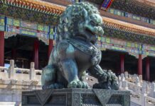 報「一鍬之仇」的皇帝