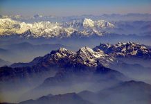 喜马拉雅山「无根之山」难道下面有秘密?