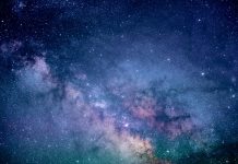 奇!白天是盲人 晚上卻能看到整個宇宙