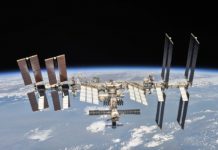 空間站為什麼只飛400公里高 不再飛高些?