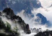 范進中舉為何發瘋?