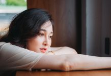 女性保养过头易长痘 祛痘要避免4种食物
