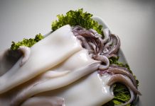 投訴黑心魷魚藏一物 網民怒斥奸商 真相反轉