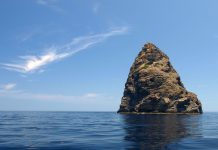海上航線都要避開的小島