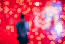 臨終時大腦想什麼 科學家首次記錄到人生跑馬燈