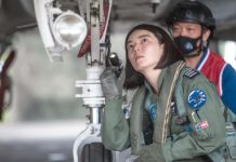 女飛行員創國軍首例 攔截共機捍衛領空