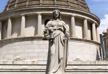 反對國安法 兩英國最高級別法官辭任香港法官