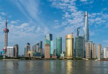 鐵拳滋味 上海人:大家從罵香港躺平變羨慕