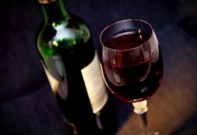 因試圖銷售不合格酒類,奧克蘭華人公司被重罰