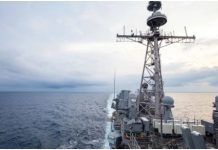 兩美戰艦駛過臺灣海峽 中共緊張 美大招在後
