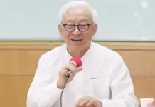 一国两制骗鬼!曹兴诚爆和江泽民握手「觉得很脏」