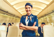 空姐脖子上為何總系著絲巾?原因讓人意外