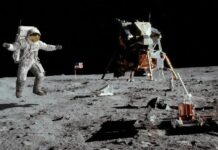月球外星人和女太空人暈倒事件