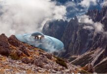亞當斯山頂的神祕開口 UFO基地藏在這裡?