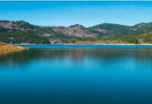 神秘「迷失湖」 湖水流入地底未知深處(圖)