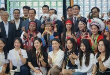 陸生團訪台言行很官方 網紅:根本就是統戰