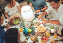 人情练达中年人 懂这饭局六禁忌(图)
