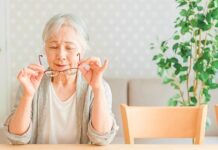 眼鏡片如何清潔?90%的人都做錯了