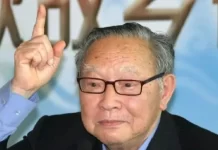 梁羽生地主父被殺 連夜逃港後成武俠小說家(圖)