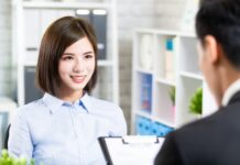 面試官請求接杯熱水 小夥說「一句話」秒被錄(組圖)