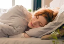 「臥不覆首 眠不北向」睡眠如何養生?