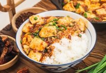 日式餐廳中都賣的「丼」 到底是甚麼?(圖)