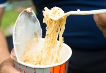 同是方便麵 「碗裝」」和「袋裝」有啥區別?