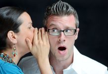 10種讓人瞬間反感的行為 你是否也無意中犯過?