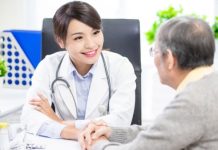 每天5秒鐘「輕拍法」喚醒眼部循環 讓你視力回升